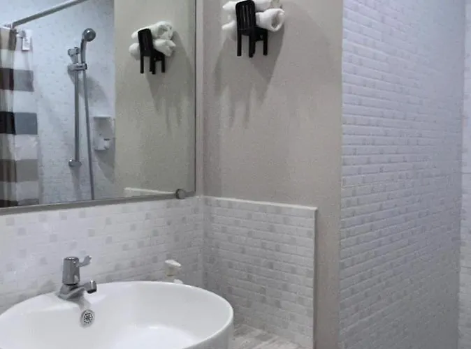 Hotel Mini 2*